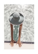 Woman In Sun Hat In The Pool | Créez votre propre affiche